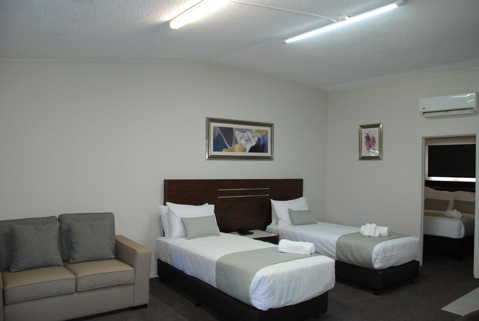 Auckland Airport Kiwi Motel Екстер'єр фото