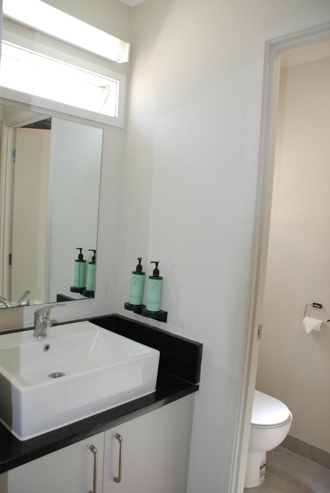 Auckland Airport Kiwi Motel Екстер'єр фото